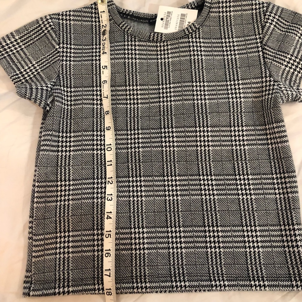 Matching black and white plaid skirt/shirt combo - Picture 7 of 7